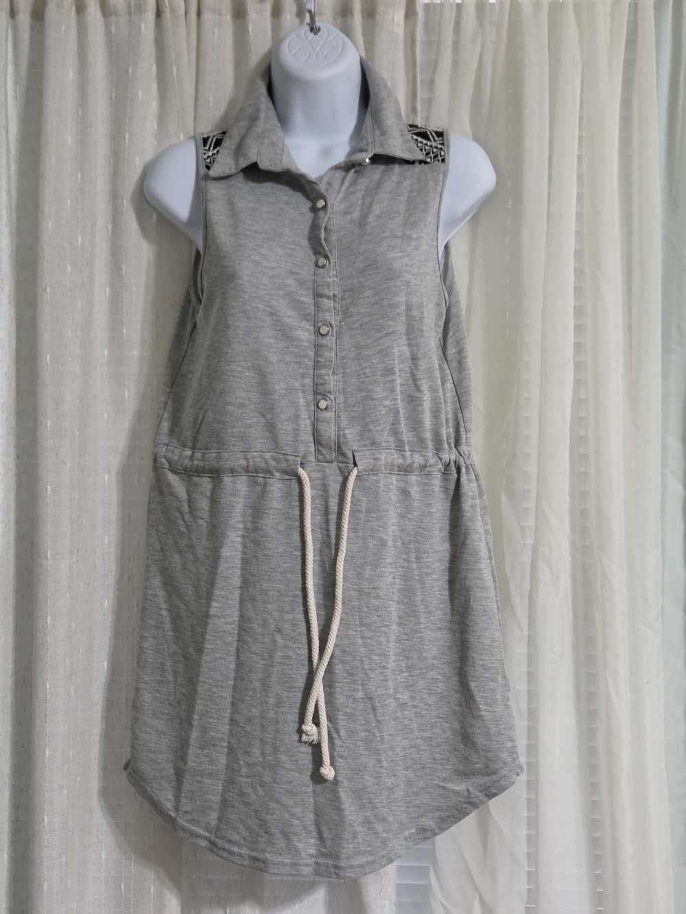 Ya Los Angeles Sleeveless Gray Drawstring Shirt Dress with Boho Pattern